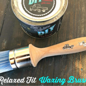 Relaxed Fit Waxing Brush